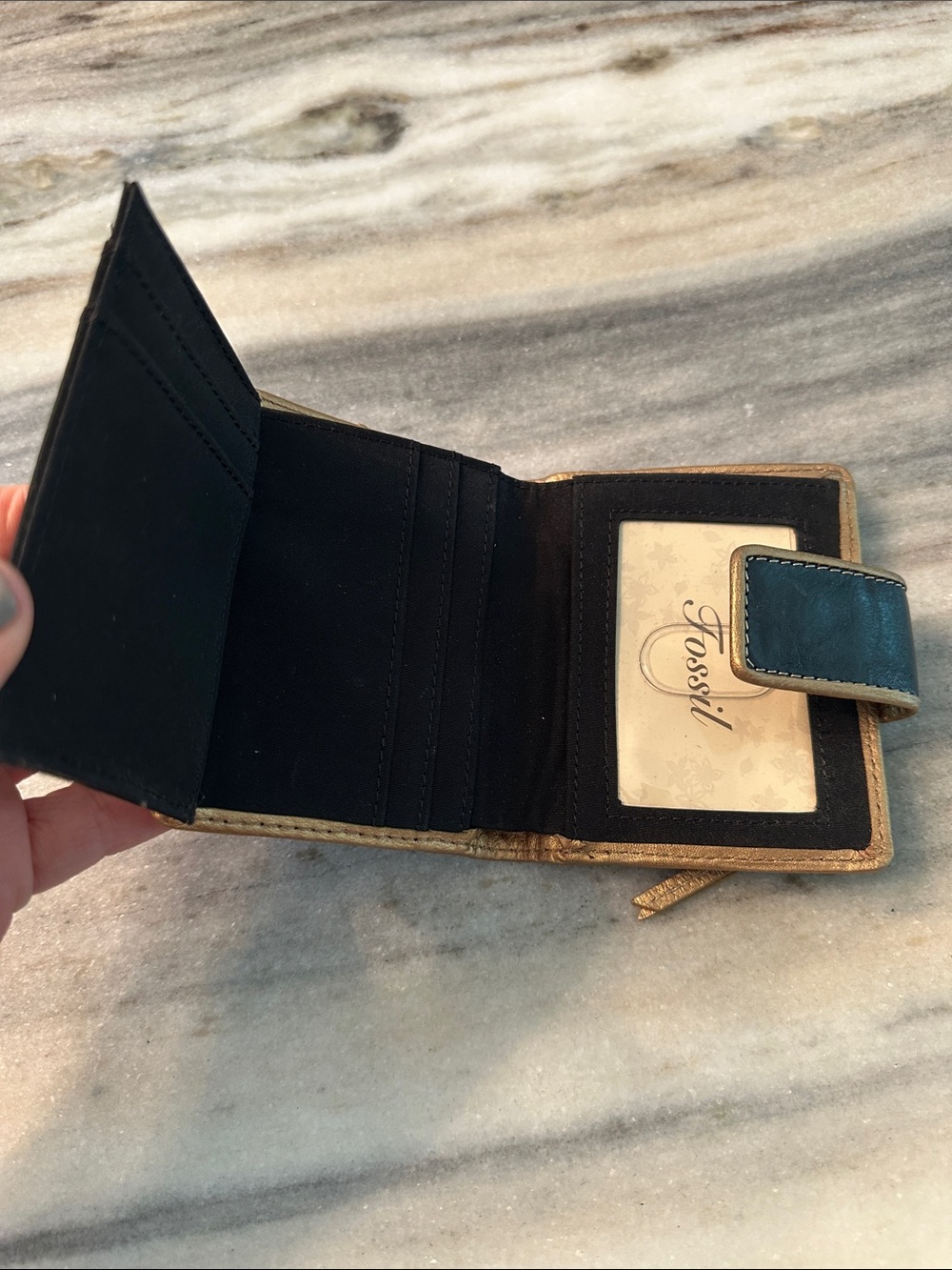 FOSSIL COMPACT WALLET - Picture 4 of 5